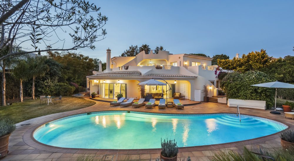 the benefits of a villa holiday luxury algarve villa